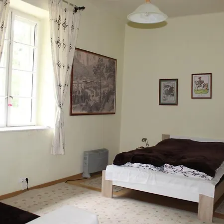 Nagy-magyarorszag Park Bed & Breakfast *