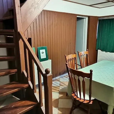 Nagy-magyarorszag Park Bed & Breakfast *