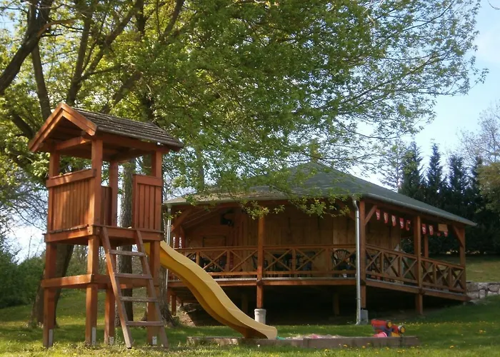 Nagy-magyarorszag Park * Isztimér