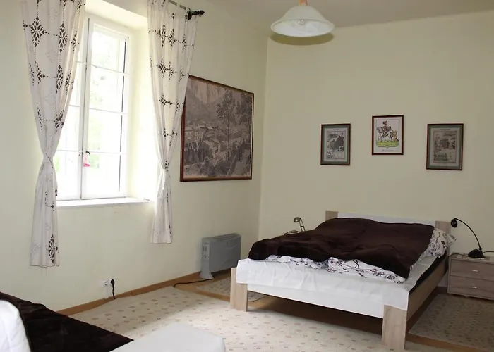 Nagy-magyarorszag Park Bed & Breakfast *