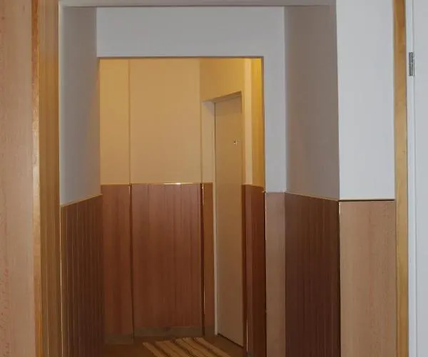 Nagy-magyarorszag Park * Isztimér