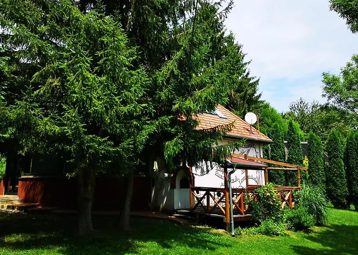 לינה וארוחת בוקר Nagy-magyarorszag Park Isztimér