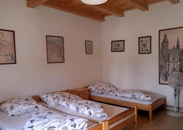 Nagy-magyarorszag Park *